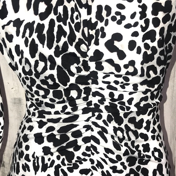 CACHE Black and White Cheetah Print Rouched Top - Picture 5 of 8